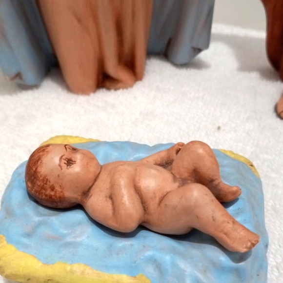 Nativity Set 4 piece - Picture 2 of 8